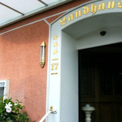 Landhaus Hotel Neuss - Bild 1