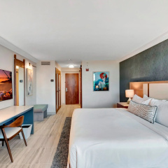 Tideline Palm Beach Ocean Resort and Spa thumbnail 4