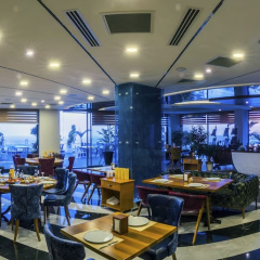 Elite Luxury Suite & Spa - Bild 19