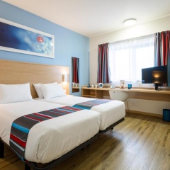 Travelodge Barcelona Fira Hotel - Bild 9