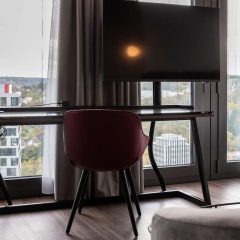 Radisson Blu Hotel At Porsche Design Tower Stuttgart - Bild 19