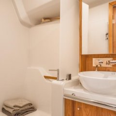 Отель MB Yachting Франция, Марсель - отзывы, цены и фото номеров - забронировать отель MB Yachting онлайн ванная