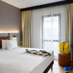 Moxy Paris La Villette Hotel - Bild 2