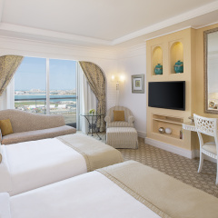 Al Habtoor Grand Resort Autograph Collection Hotel - Bild 28