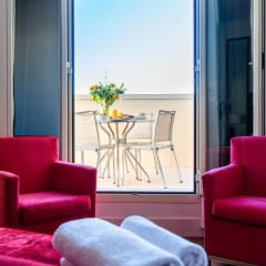 Quatro Puerta Del Sol Hotel - Bild 15