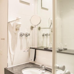 Ramada by Wyndham Muenchen Airport - Bild 16