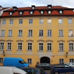 Attic Hroznova - Charles Bridge - Bild 1