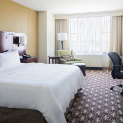 Pittsburgh Marriott City Center thumbnail 7