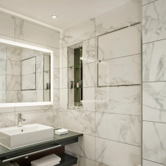 The Queens Gate Hotel thumbnail 9