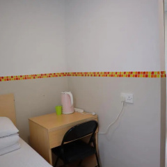 Timehouse Hong Kong Hostel Group - Bild 1