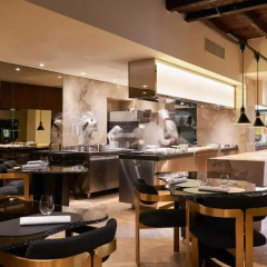 Hotel The Glamore Milano Duomo thumbnail 4
