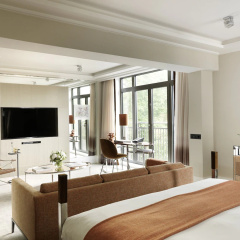 The Athenaeum Hotel & Residences - Bild 6