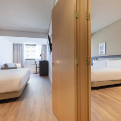 Malaga Alameda Centro Affiliated by Meliá Hotel - Bild 7