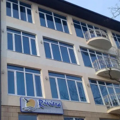 Гостиница Гостевой Дом Ривьера в Гаспре отзывы, цены и фото номеров - забронировать гостиницу Гостевой Дом Ривьера онлайн Гаспра вид на фасад