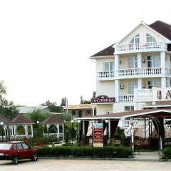 Гостиница Ай-Петри в Береговом отзывы, цены и фото номеров - забронировать гостиницу Ай-Петри онлайн Береговое (Феодосия) вид на фасад фото 4