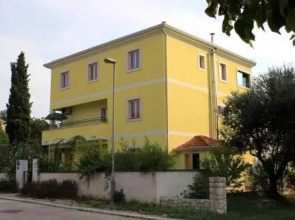 Apartments Karmen