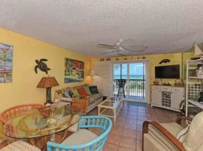 Sunset Villa 3 by RedAwning