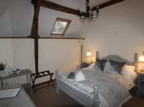 La Petite Jeusseliniere
