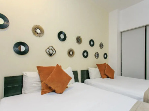 Infinito 1104 2 Bedroom by RedAwning