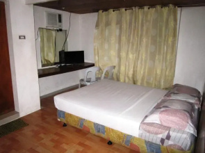 DJ3 Southtown Room and Board Hotel