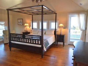 503 Grantham Fairway Oaks 3 Br villa by RedAwning