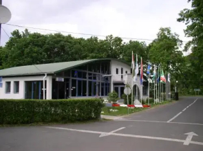 Dorcas Center  Camping