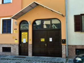 Apollo Hotel