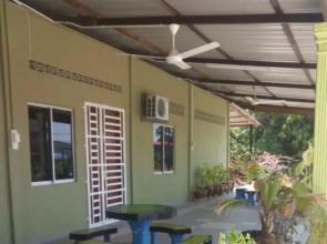 Dinie Homely Stay - Muslim Only