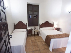 Hotel Puerta de la Sierra
