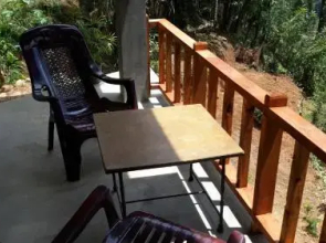 Raveena Guest House