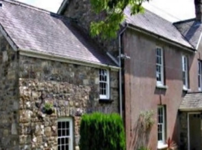 Llysyfran Farm B&B