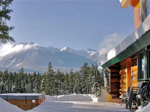 Heavens Edge Mountain Lodge