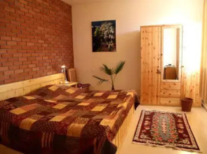 Razmik & Gayane B&B (Vardenis)