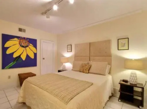 Hip Savannah Pad