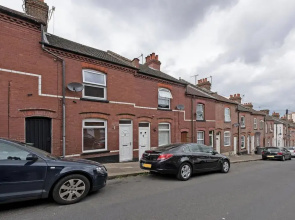 Cambridge House Luton - Inhabit Short Stays