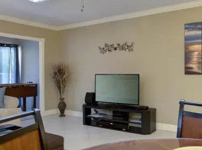 Gulf Shore Condo #1A - 1 Br condo by RedAwning