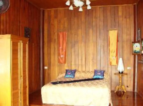 Hidden Holiday House