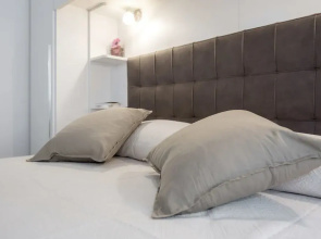 Flo Apartments