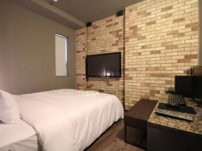 Fan Hotel