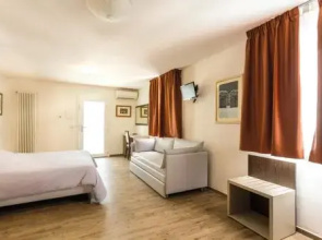Foscolo Residence
