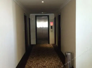 Golmud Caiyuan Hotel