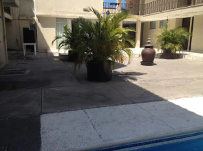Hotel Zirahuen