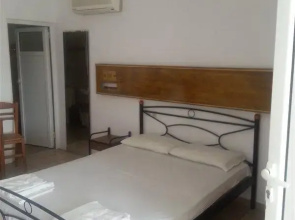 Family Restaurant Apartments
