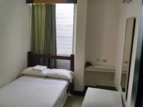 Hotel Paimana Star