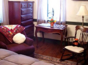 Historic Schoeneck Hotel B&B