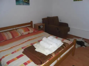 Etno Kompleks Kapetan Mišin breg