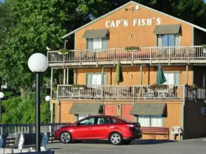 Cap N Fish'S Waterfront Inn