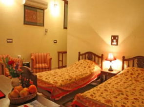 Surya Kunj Home Stay