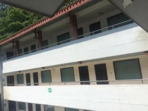 Zhangjiajie Heyi Hotel