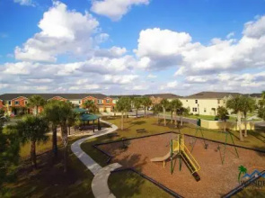 Four Bedrooms Townhome 5119